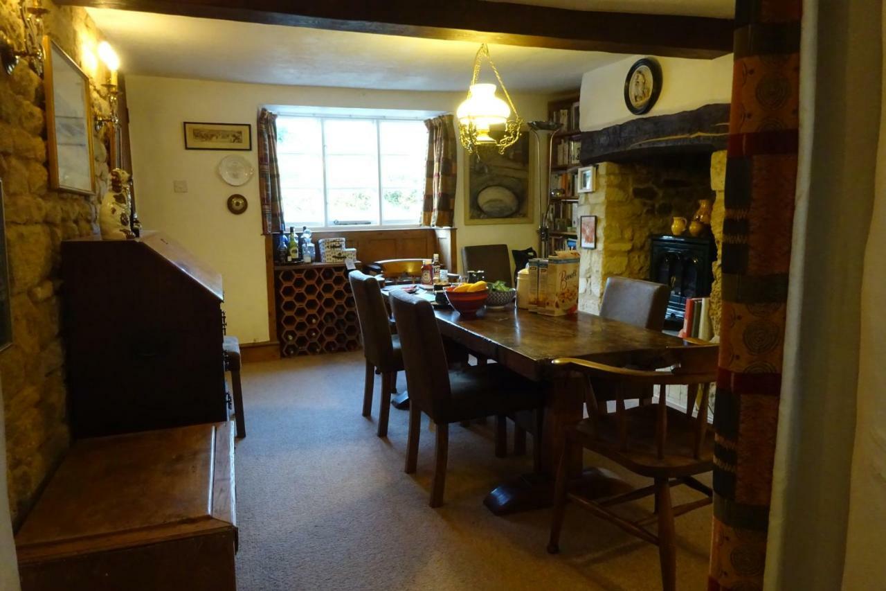 アボッツバリー Wheelwrights Bed & Breakfast エクステリア 写真